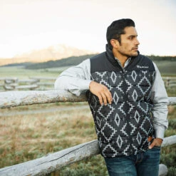 Ariat Men's Pendleton® Crius Kiva Insulated Vest 10036946 5 Ariat Men's Pendleton® Crius Kiva Insulated Vest 10036946 -Ariat Shop 10036946 lifestyle