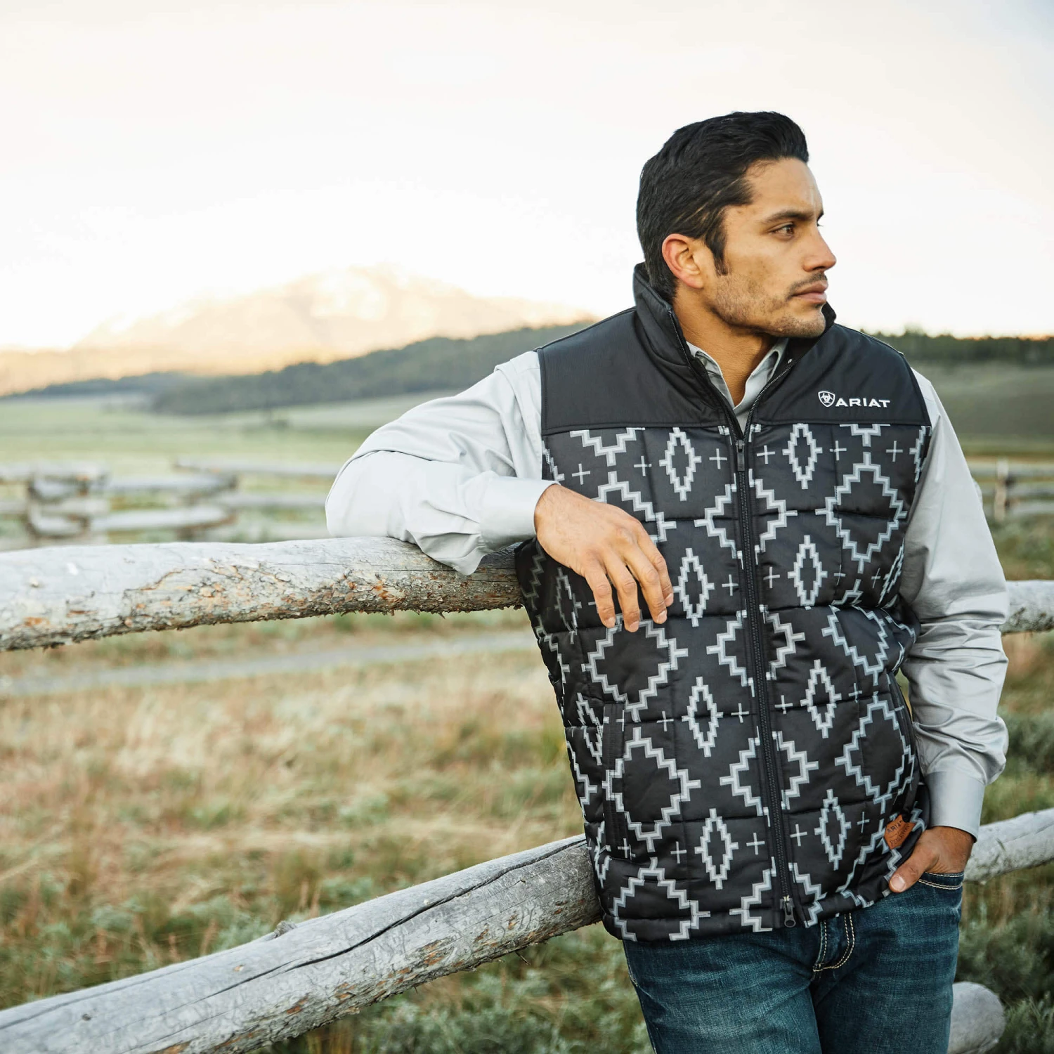 Ariat Men's Pendleton® Crius Kiva Insulated Vest 10036946 Ariat Men's Pendleton® Crius Kiva Insulated Vest 10036946 -Ariat Shop 10036946 lifestyle