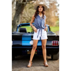 Ariat® Ladies Dixon Aztec Crackled Aged Tan Brown Booties 10035973 -Ariat Shop S21 WMS WEST WWF Petaluma LaCunha Shot06 3864 RTL2131