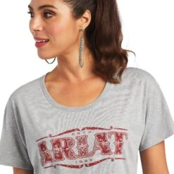 Ariat® Ladies Bandana Logo Heather Grey Graphic T-shirt 10040966 3 Ariat® Ladies Bandana Logo Heather Grey Graphic T-shirt 10040966 -Ariat Shop S22 WMS WEST 10040966 detail01