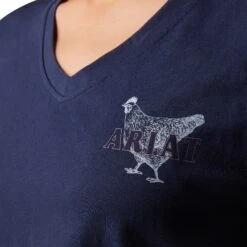 Ariat® Ladies R.E.A.L Mama Hen Navy Eclipse T-Shirt 10043758 -Ariat Shop S23 WMS WEST 10043758 detail01